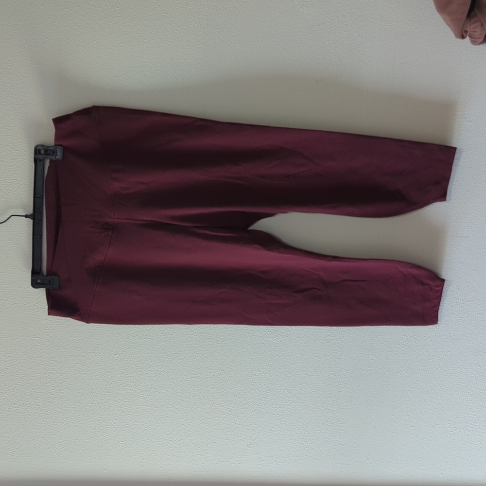 Old Navy 2X Powerchill Extra High Leggings - Maroon